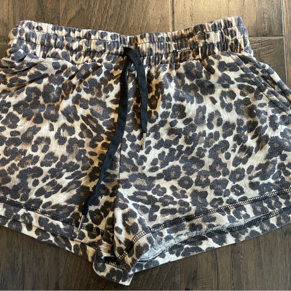 Gilli Brown and Black Shorts Leopard Print style!
